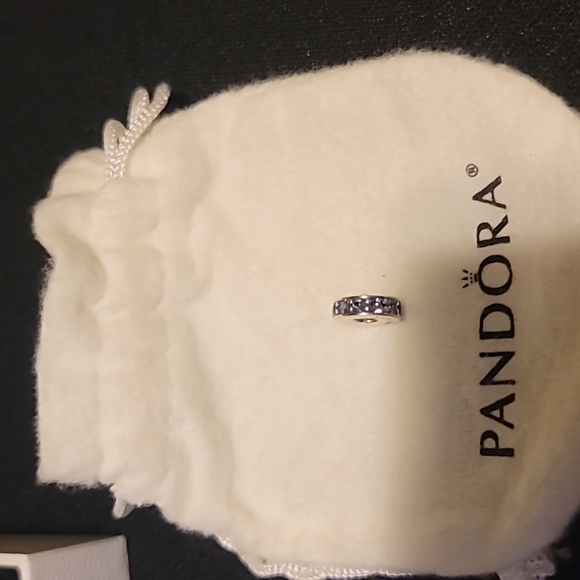 PANDORA BUNDLE Bead, dangle charm, and spacer - Picture 6 of 12
